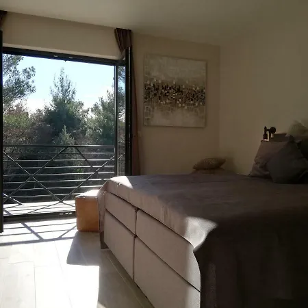 Villa Vinomore *